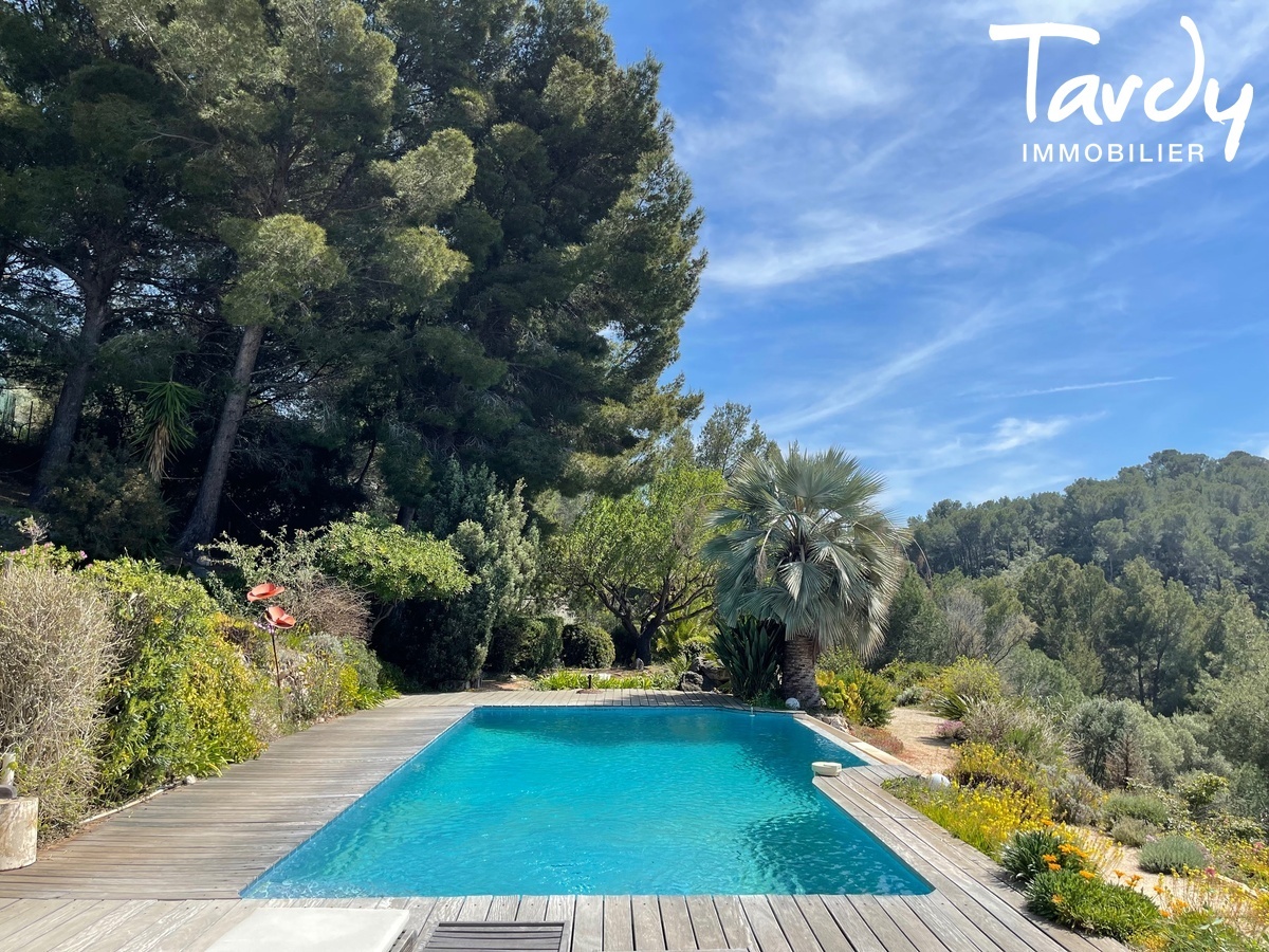 Proprit familiale, vue mer et collines - 83110 SANARY SUR MER - Sanary-sur-Mer