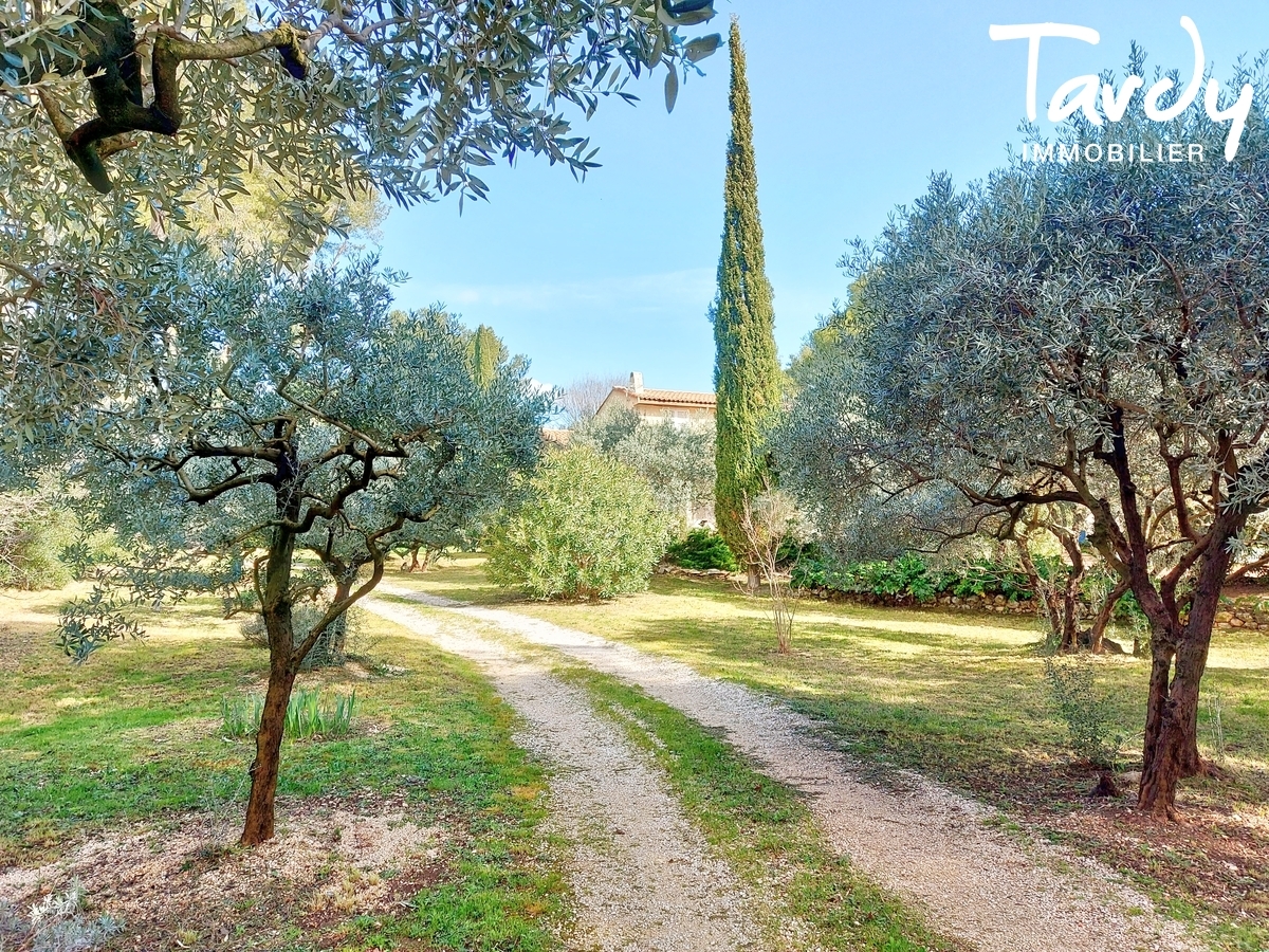2 maisons traditionnelles - proche commodits - PROCHE 13100 AIX EN PROVENCE - Aix-en-Provence