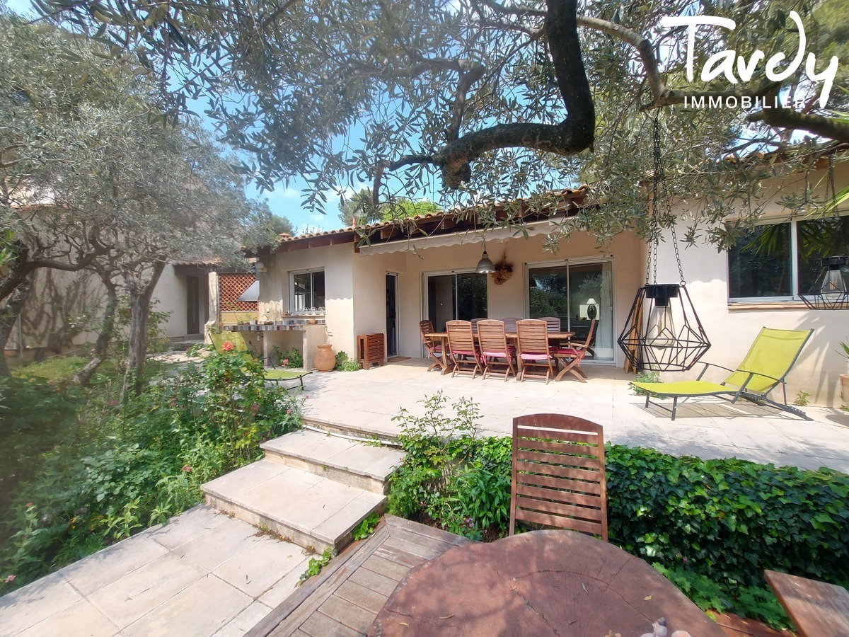 2 maisons traditionnelles - proche commodits - PROCHE 13100 AIX EN PROVENCE - Aix-en-Provence