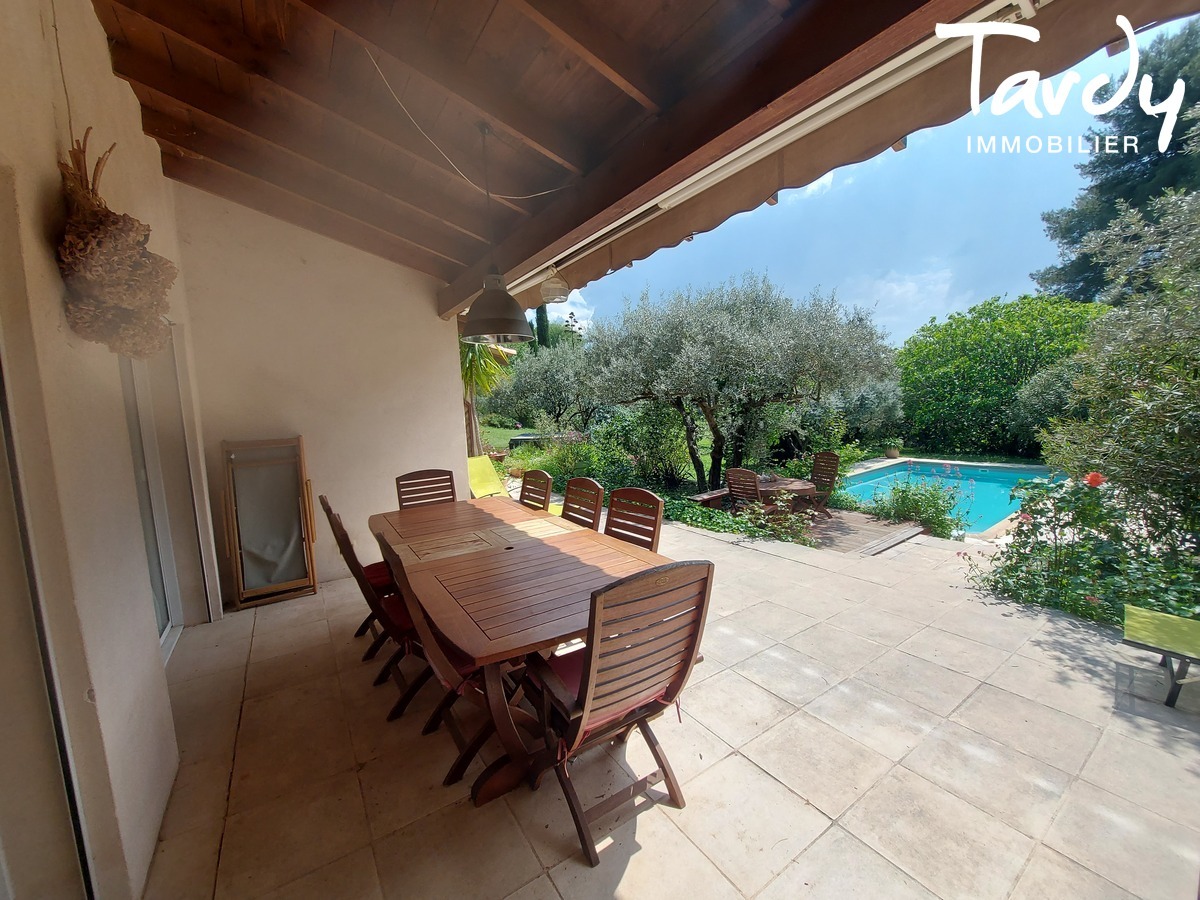 2 maisons traditionnelles - proche commodits - PROCHE 13100 AIX EN PROVENCE - Aix-en-Provence