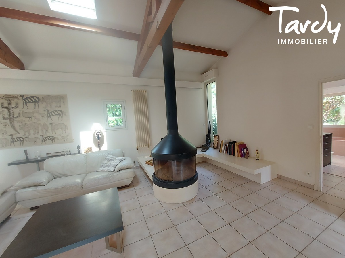2 maisons traditionnelles - proche commodits - PROCHE 13100 AIX EN PROVENCE - Aix-en-Provence
