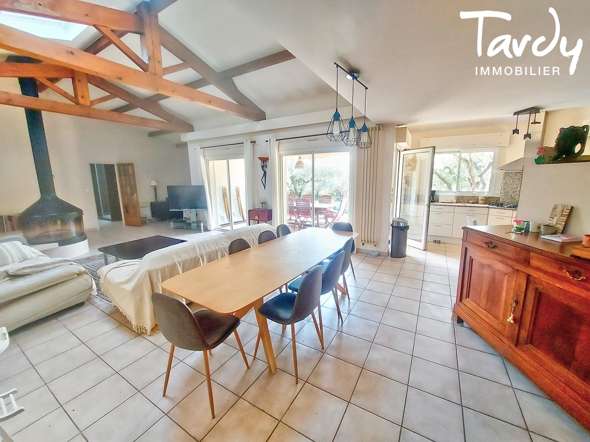 2 maisons traditionnelles - proche commodits - PROCHE 13100 AIX EN PROVENCE - Aix-en-Provence