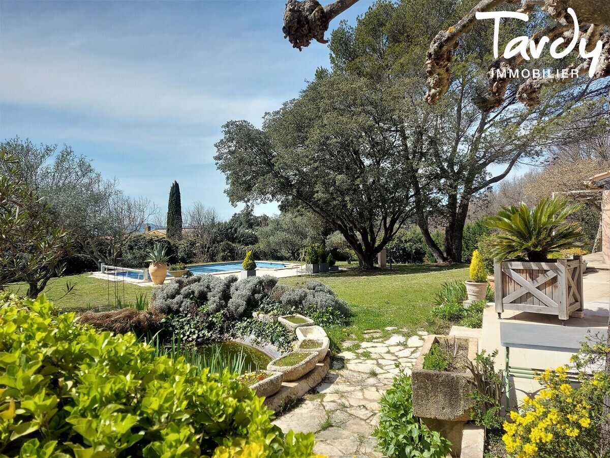 Villa de plain de pied - parc arbor au calme - 84360 LAURIS - Lauris