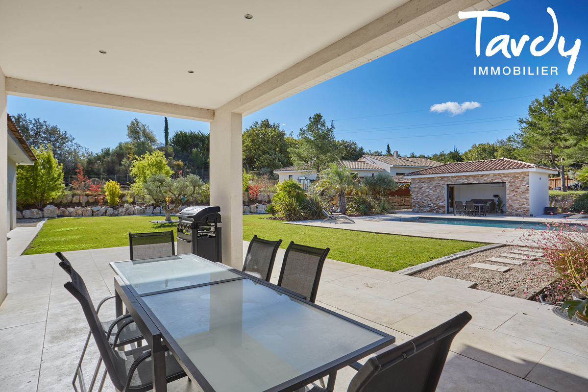 Villa moderne, 3 logements  - Belles prestations - Proche 13100 AIX EN PROVENCE - Aix-en-Provence