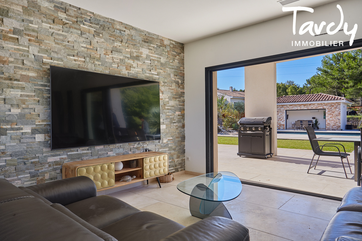 Villa moderne, 3 logements  - Belles prestations - Proche 13100 AIX EN PROVENCE - Aix-en-Provence