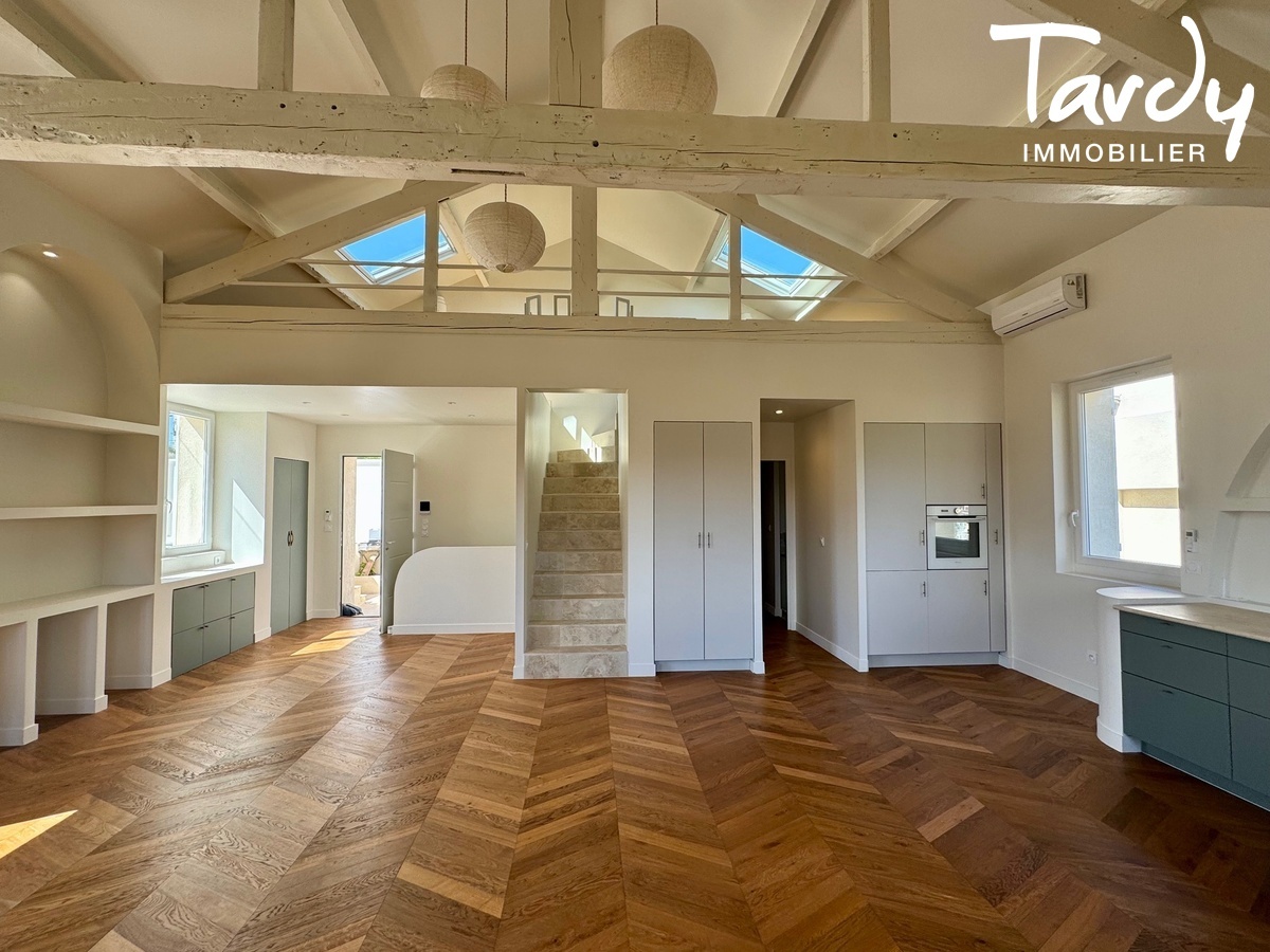 Villa entirement rnove Vue dgage - Tout  pieds - 13260 CASSIS - Cassis