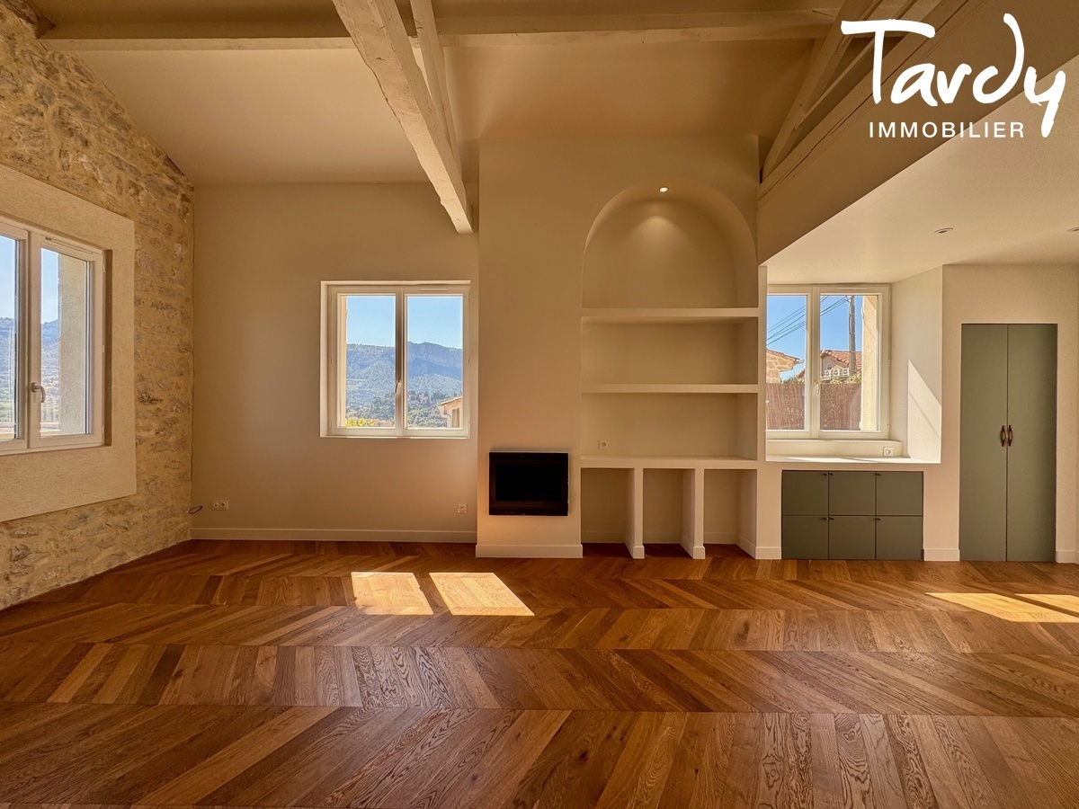 Villa entirement rnove Vue dgage - Tout  pieds - 13260 CASSIS - Cassis
