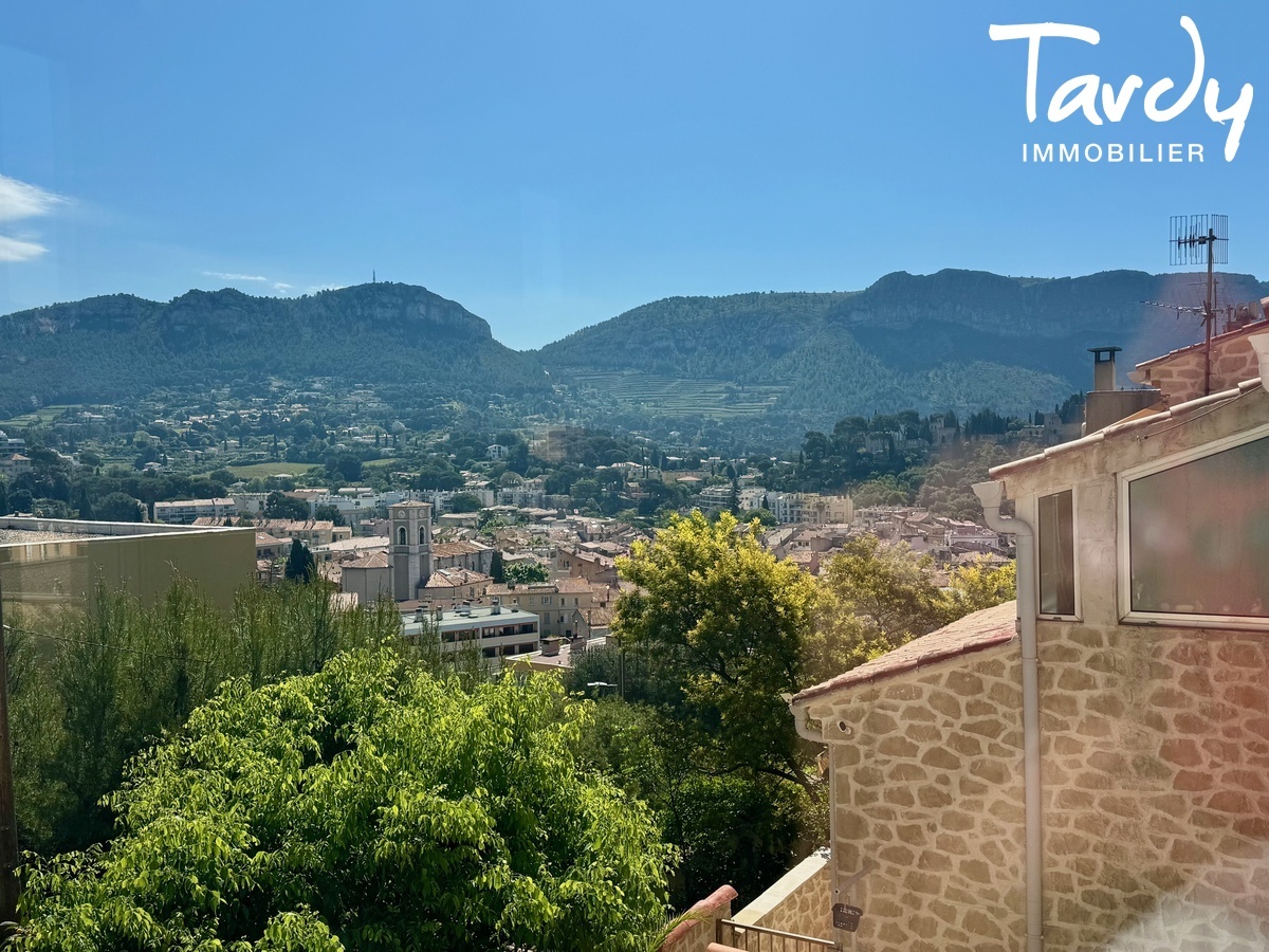 Villa entirement rnove Vue dgage - Tout  pieds - 13260 CASSIS - Cassis