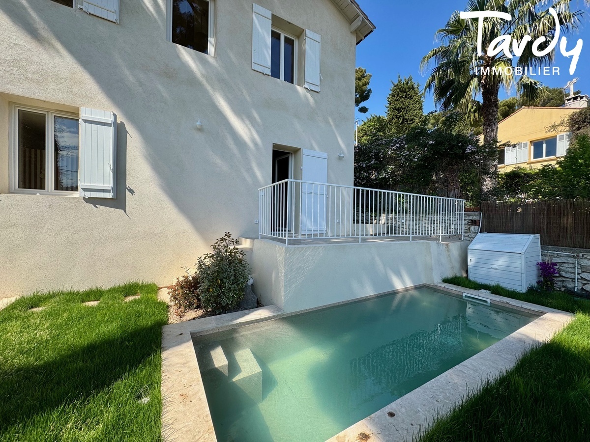Villa entirement rnove Vue dgage - Tout  pieds - 13260 CASSIS - Cassis