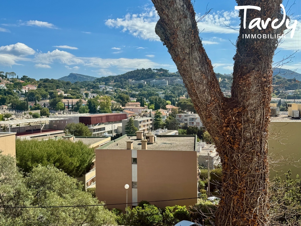 Villa entirement rnove Vue dgage - Tout  pieds - 13260 CASSIS - Cassis