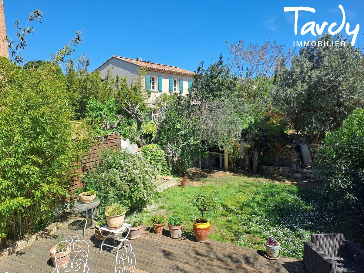 Maison de village - Jardin arbor sans vis  vis - 13 330 PELISSANNE - Plissanne
