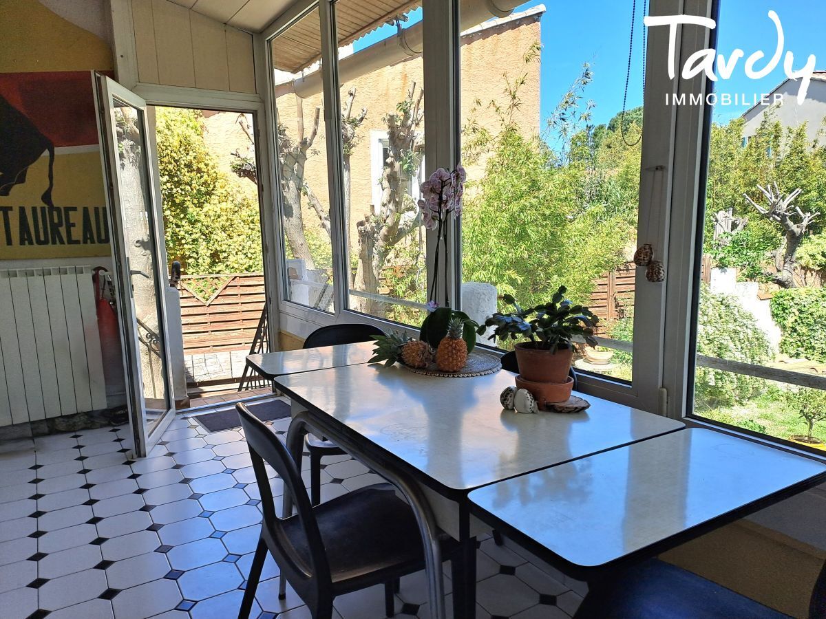 Maison de village - Jardin arbor sans vis  vis - 13 330 PELISSANNE - Plissanne