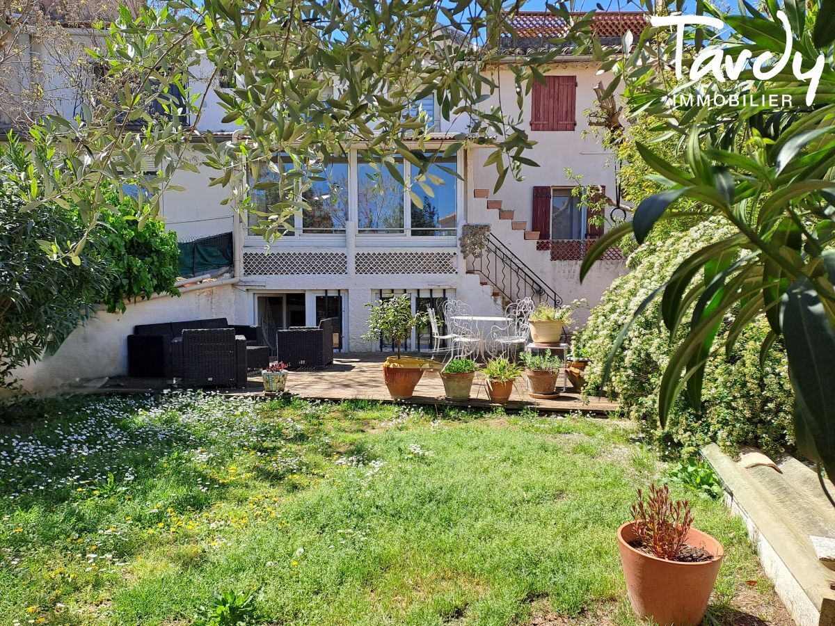 Maison de village - Jardin arbor sans vis  vis - 13 330 PELISSANNE - Plissanne