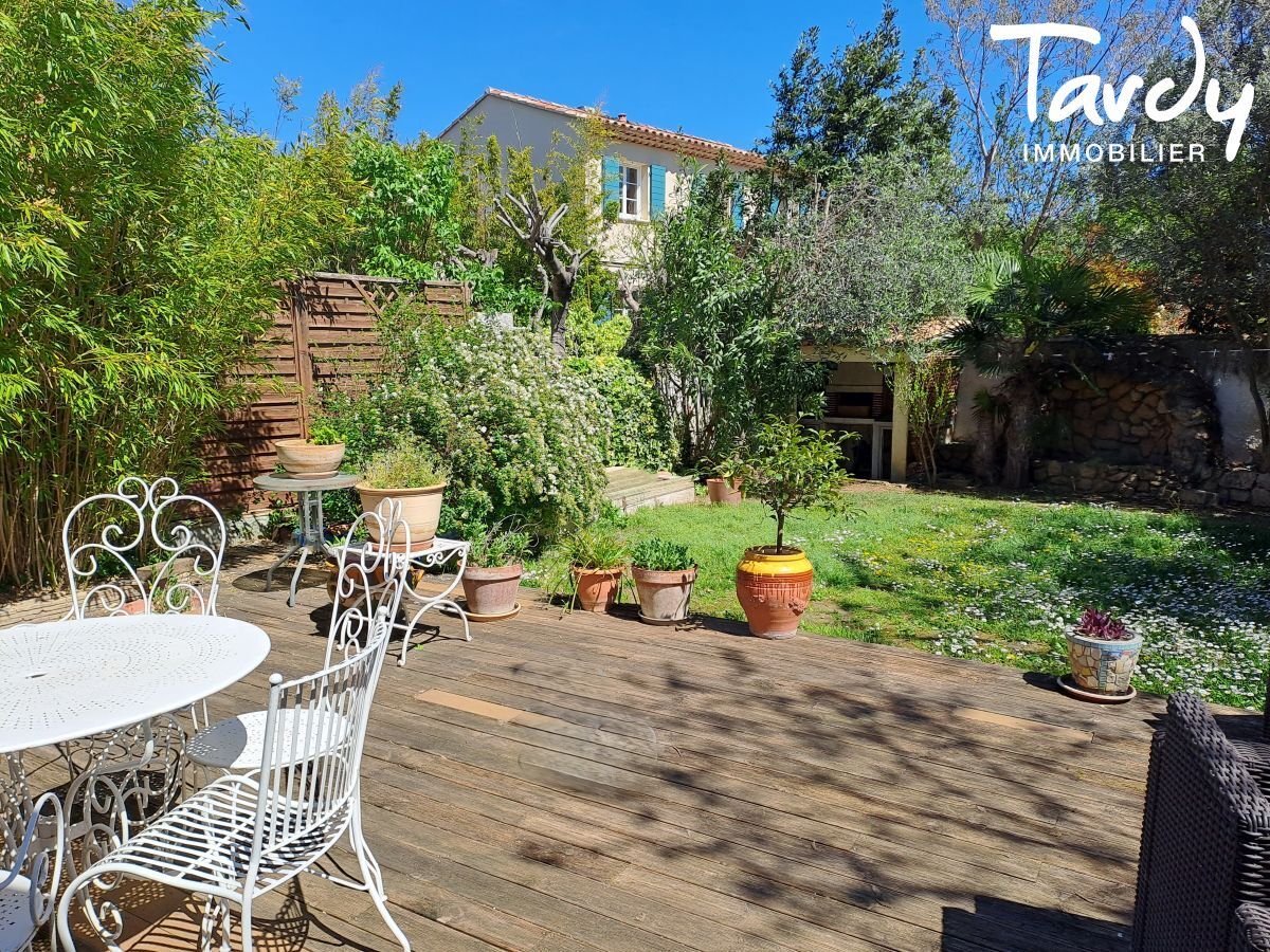 Maison de village - Jardin arbor sans vis  vis - 13 330 PELISSANNE - Plissanne