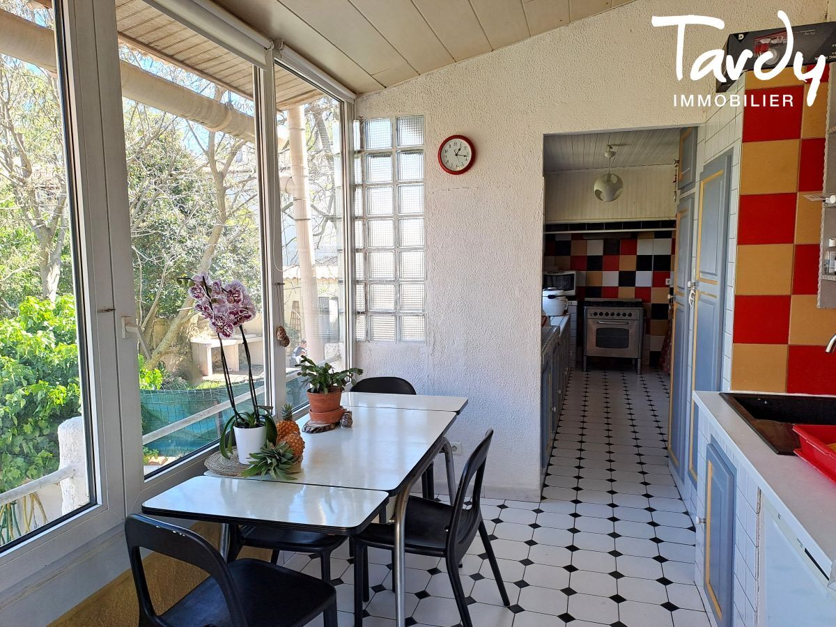 Maison de village - Jardin arbor sans vis  vis - 13 330 PELISSANNE - Plissanne