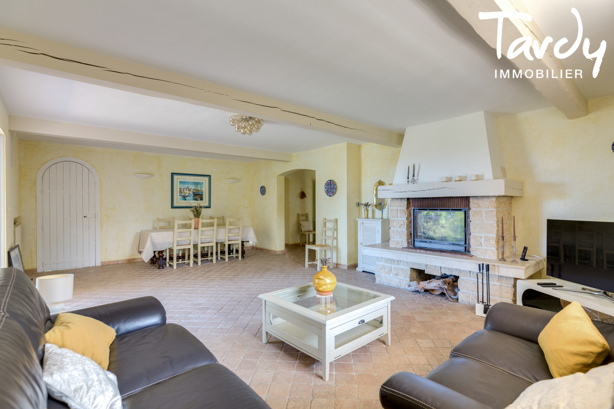 Villa en 2 apparts. Vue mer - Domaine priv - 83270 SAINT CYR SUR MER  - Saint-Cyr-sur-Mer