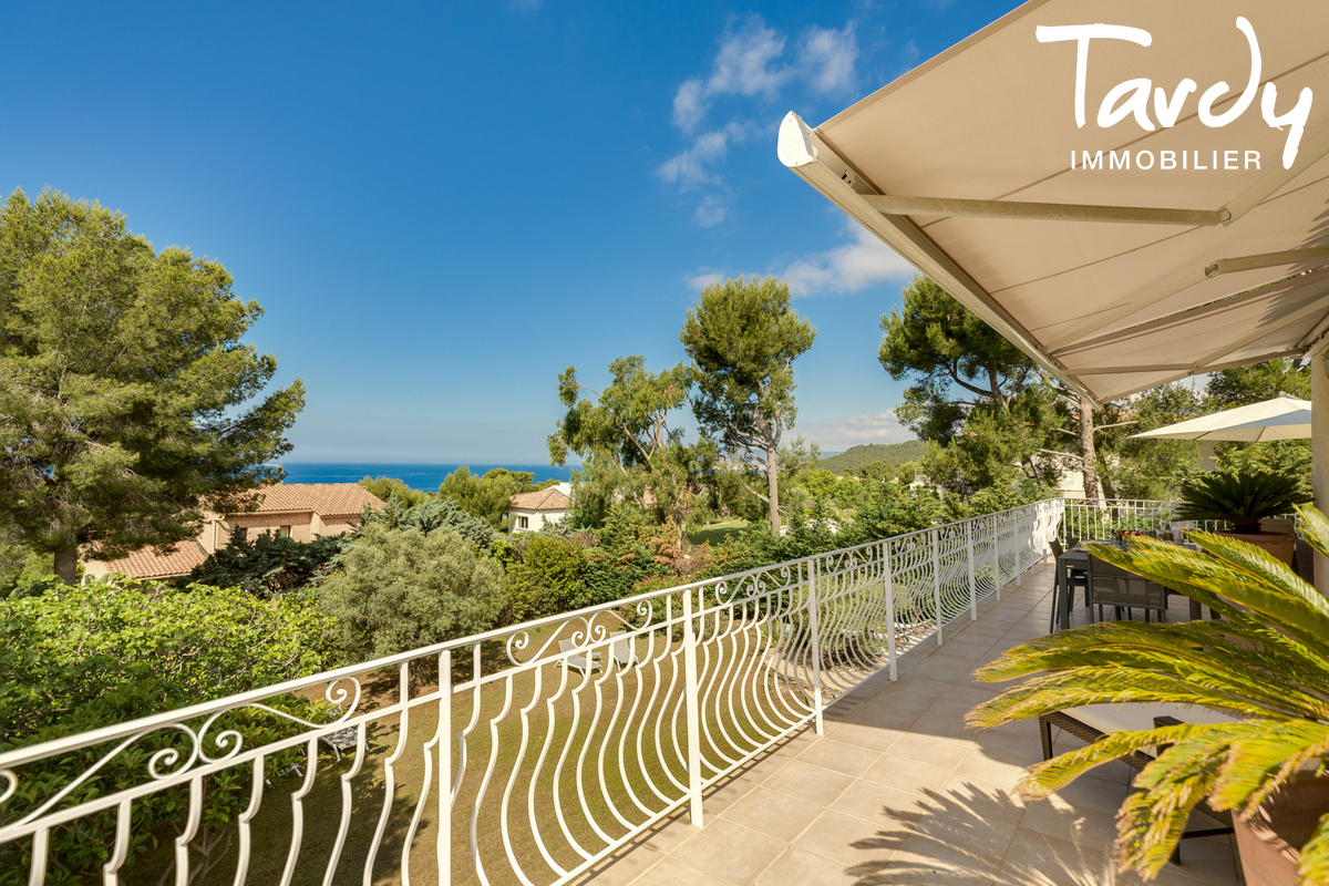 Villa en 2 apparts. Vue mer - Domaine priv - 83270 SAINT CYR SUR MER  - Saint-Cyr-sur-Mer