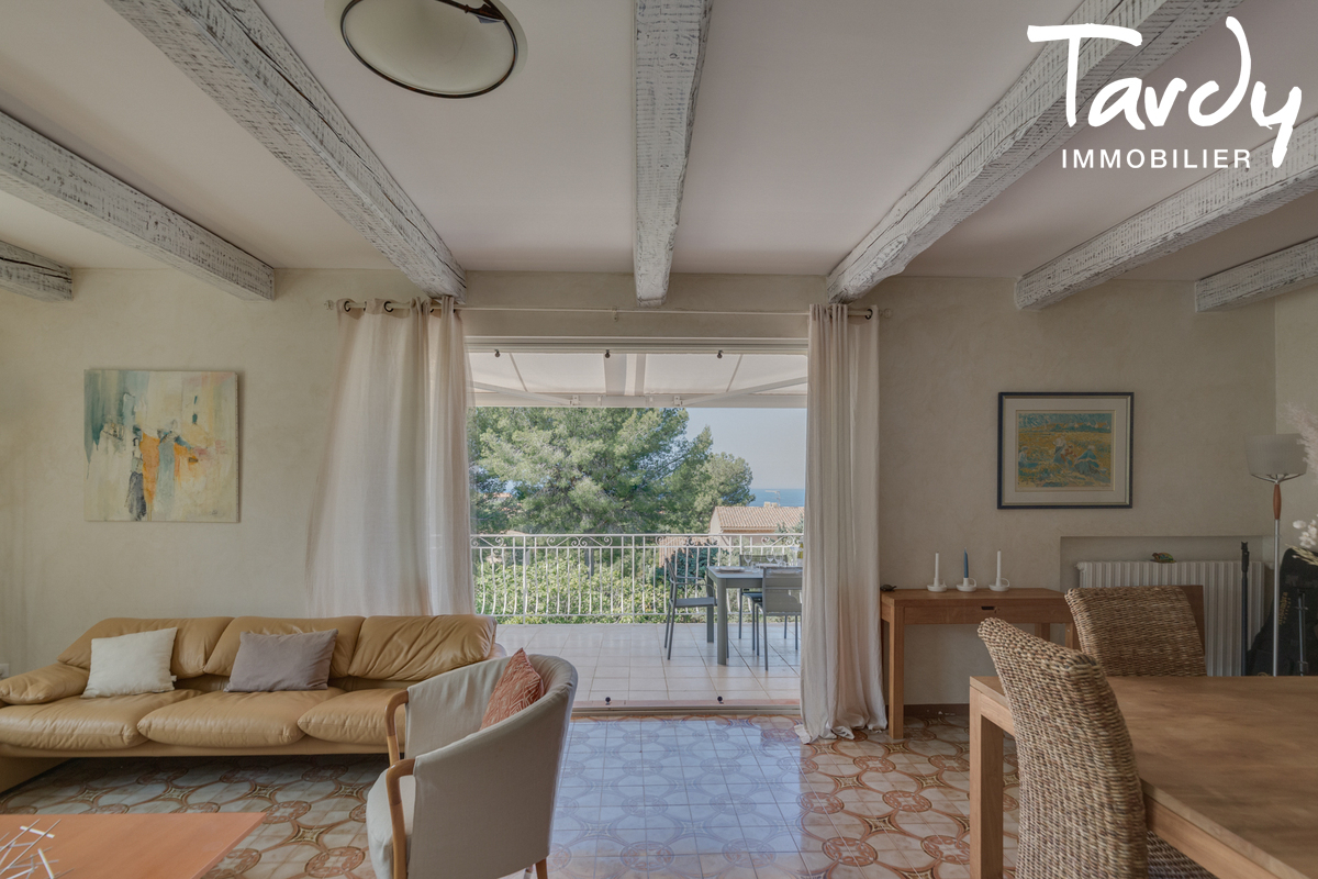 Villa familiale avec vue mer - Domaine priv - 83150 BANDOL - Bandol