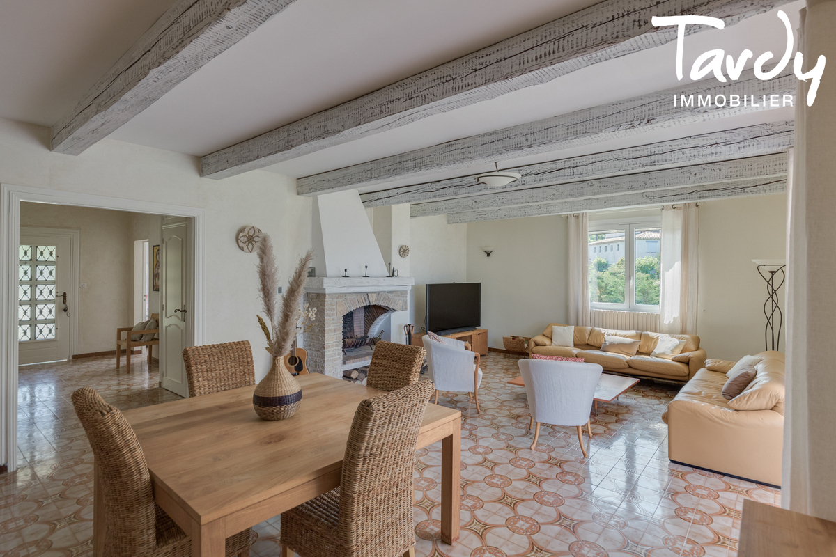 Villa en 2 apparts. Vue mer - Domaine priv - 83270 SAINT CYR SUR MER  - Saint-Cyr-sur-Mer