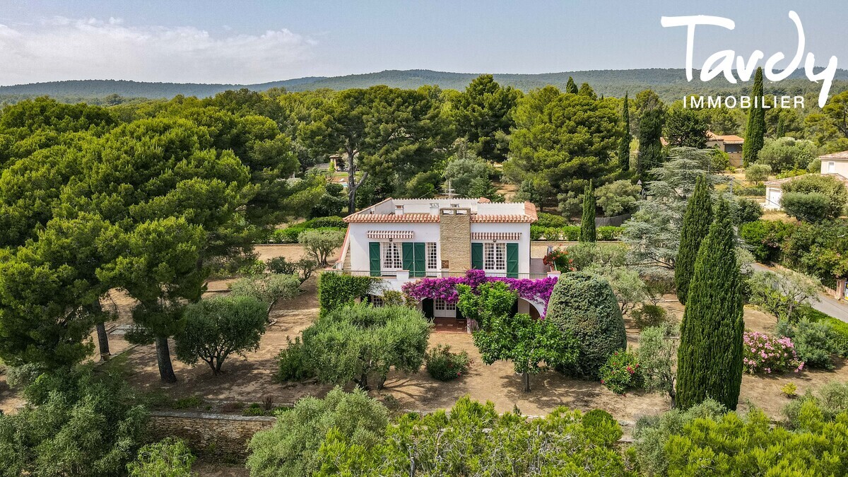 Villa ancienne Vue mer - 83740 LA CADIERE D'AZUR - La Cadire-d'Azur