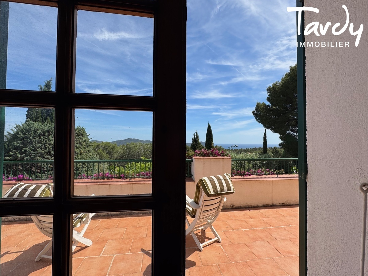 Villa ancienne Vue mer - 83740 LA CADIERE D'AZUR - La Cadire-d'Azur