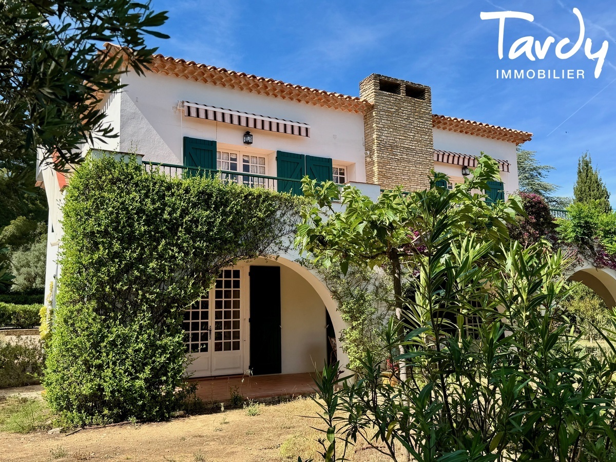 Villa ancienne Vue mer - 83740 LA CADIERE D'AZUR - La Cadire-d'Azur