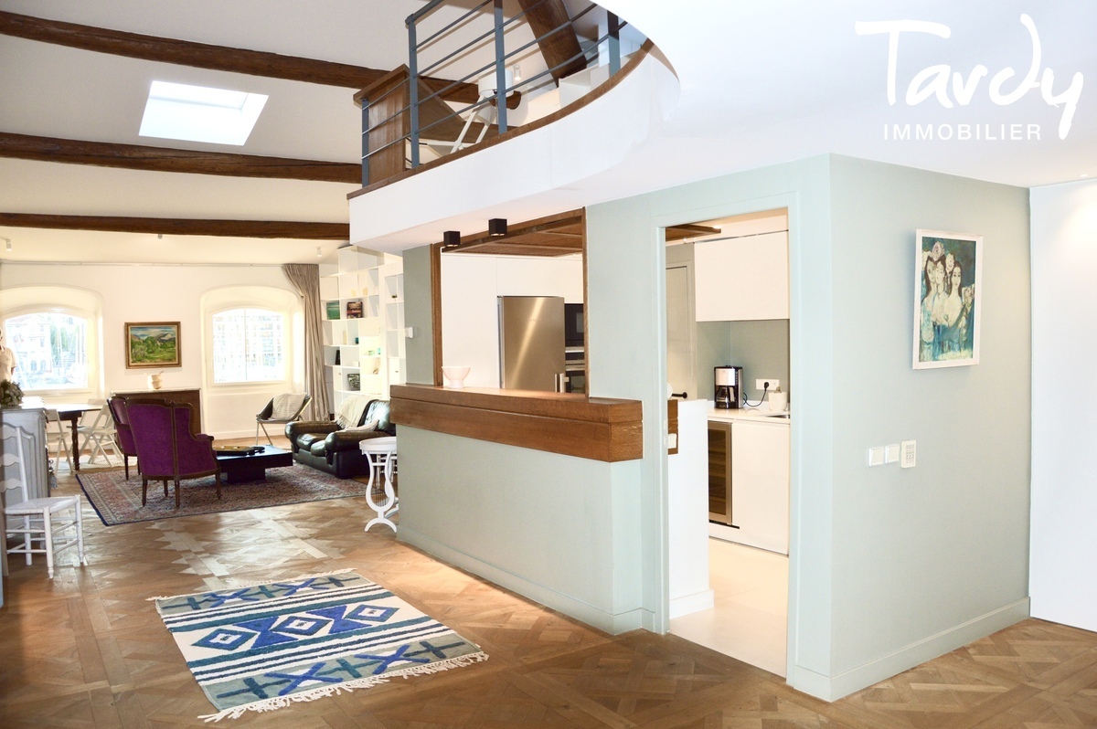 Loft Vieux Port  - 13007 MARSEILLE - Marseille 1er