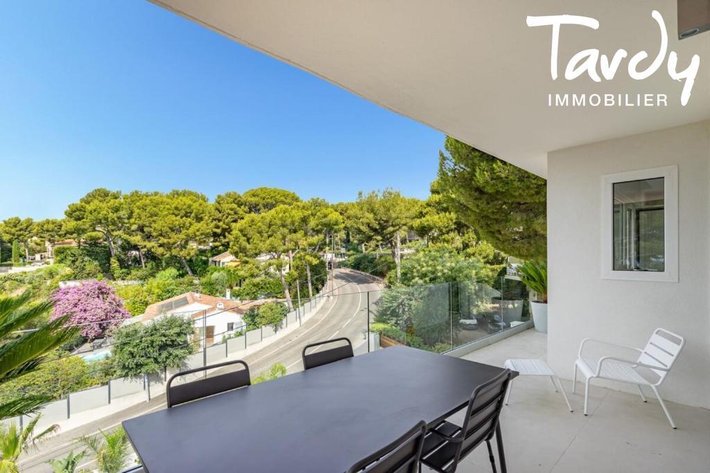 Villa rcente - Plusieurs appartements - 13260 CASSIS - Cassis - Villa Cassis 13260