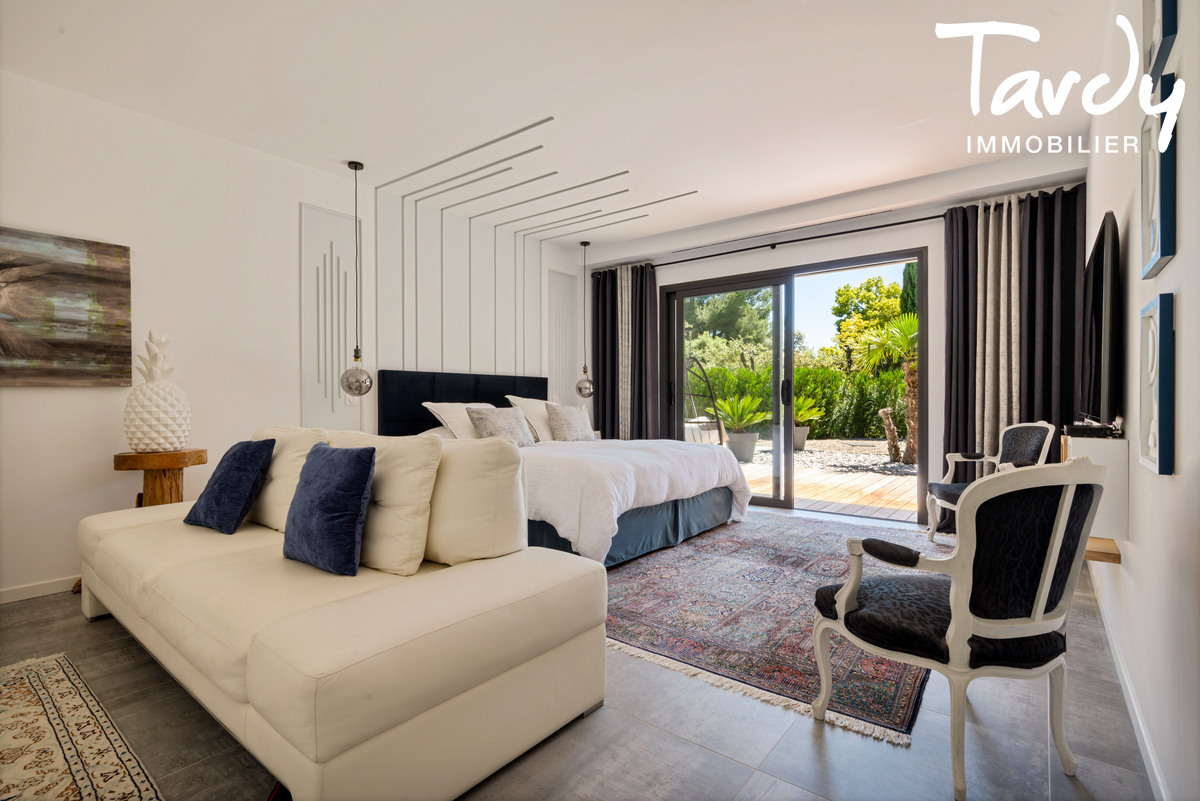 Villa contemporaine de plain-pied - 83270 SAINT-CYR SUR MER - Saint-Cyr-sur-Mer