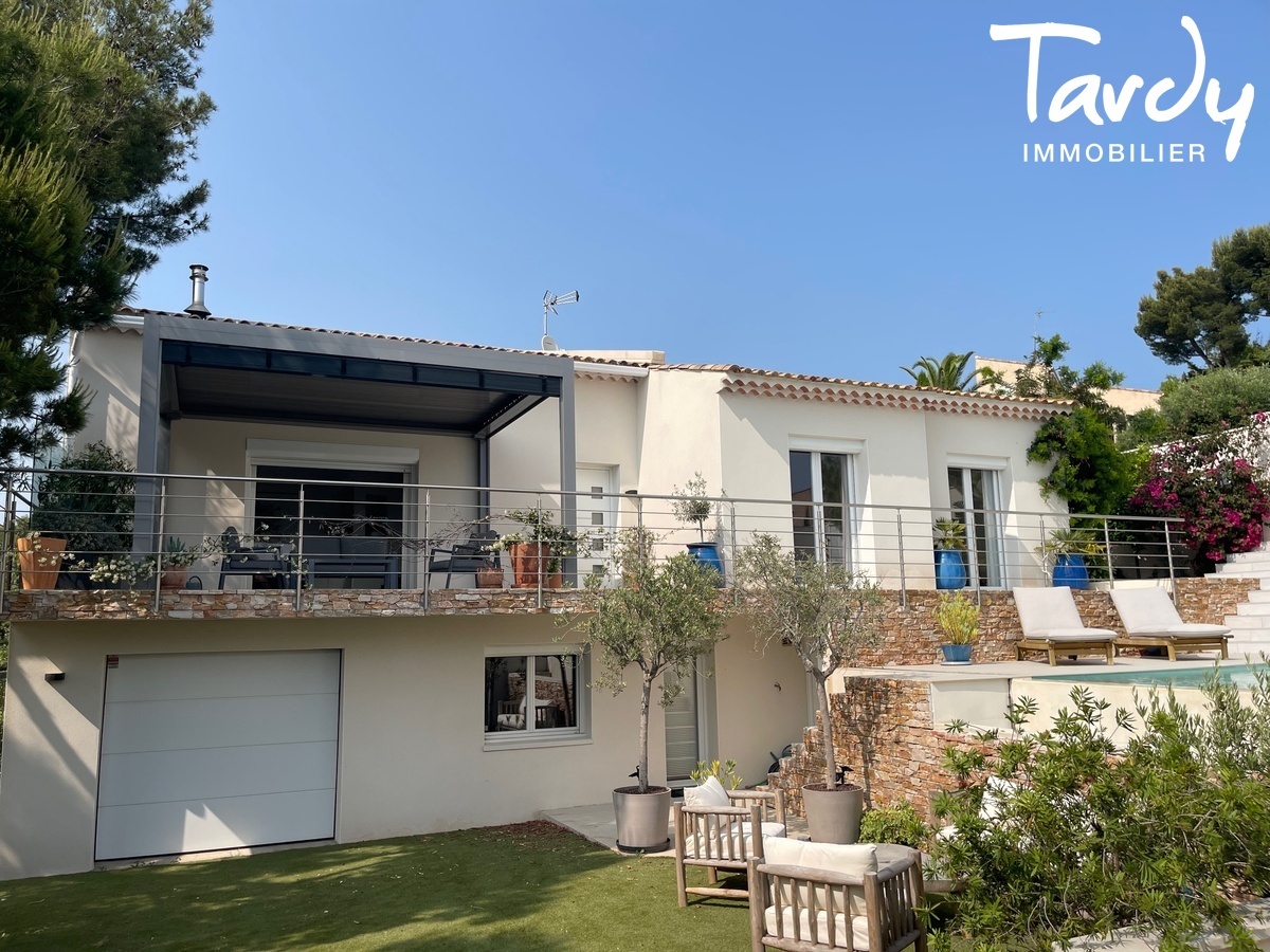 Villa de charme entirement rnove, proche port et plages - 83150 BANDOL - Bandol - PORT DE BANDOL