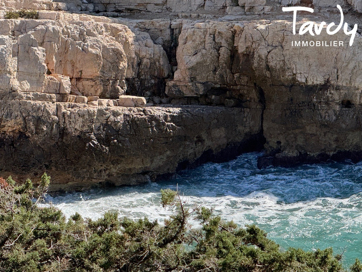 Villa d'architecte face � la mer - 83270 SAINT CYR SUR MER - Saint-Cyr-sur-Mer