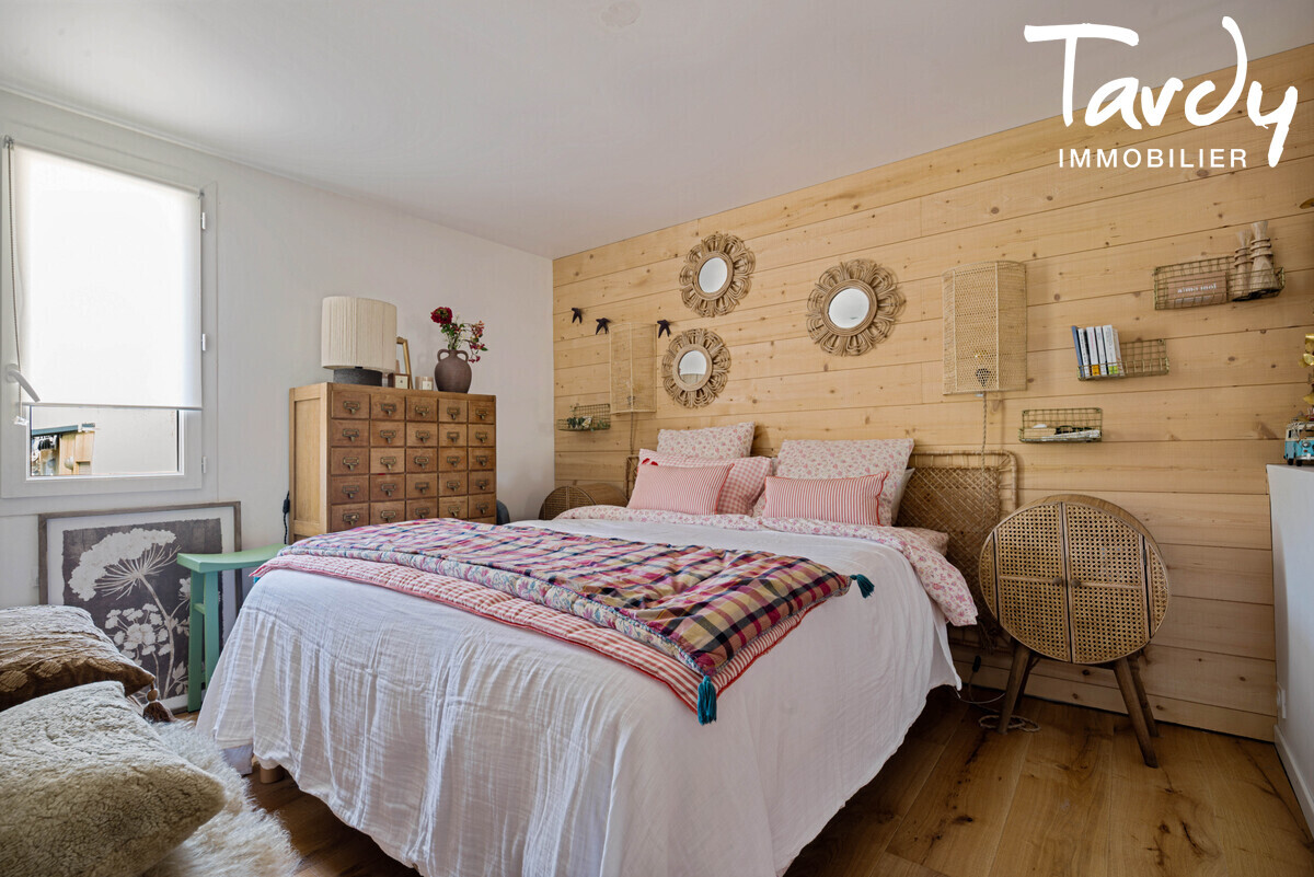 Immeuble - Centre du village - 83270 SAINT-CYR-SUR-MER - Saint-Cyr-sur-Mer