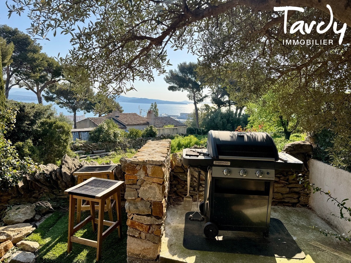 Villa contemporaine, pleine vue mer et village - 13600 LA CIOTAT - La Ciotat