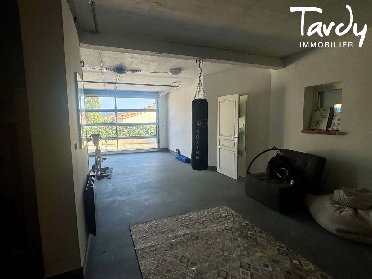 Villa contemporaine, pleine vue mer et village - 13600 LA CIOTAT - La Ciotat