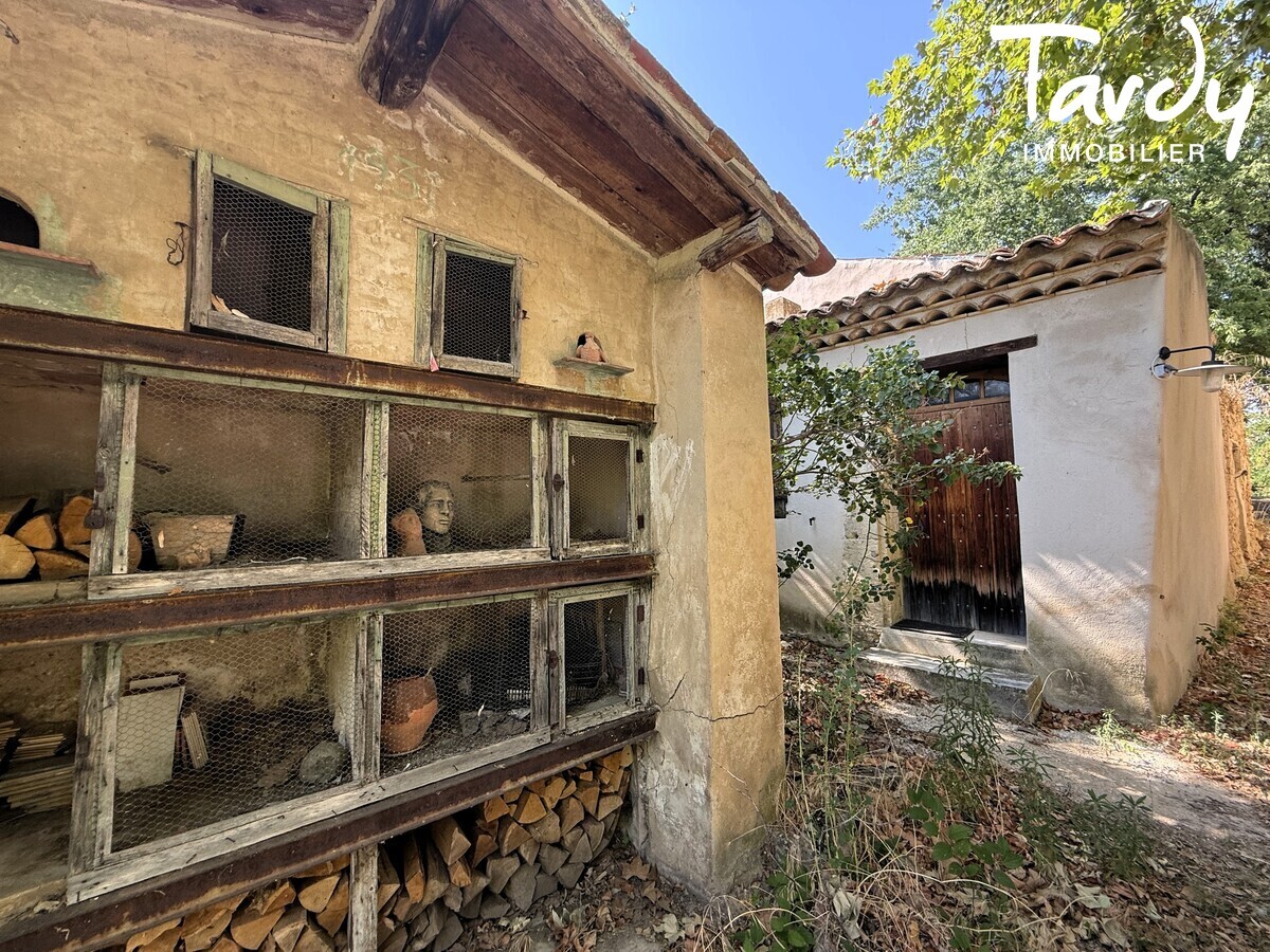 Bastide dexception en Provence - 84240 La Tour d'Aigues - La Tour-d'Aigues