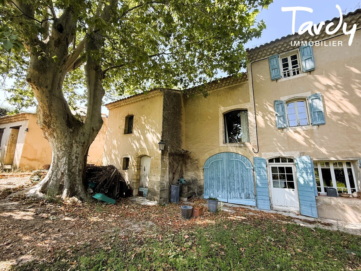 Bastide dexception en Provence - 84240 La Tour d'Aigues - La Tour-d'Aigues