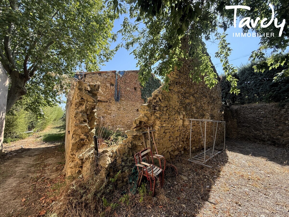 Bastide dexception en Provence - 84240 La Tour d'Aigues - La Tour-d'Aigues