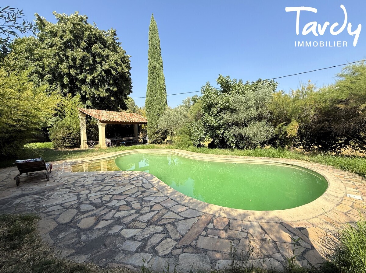 Bastide dexception en Provence - 84240 La Tour d'Aigues - La Tour-d'Aigues