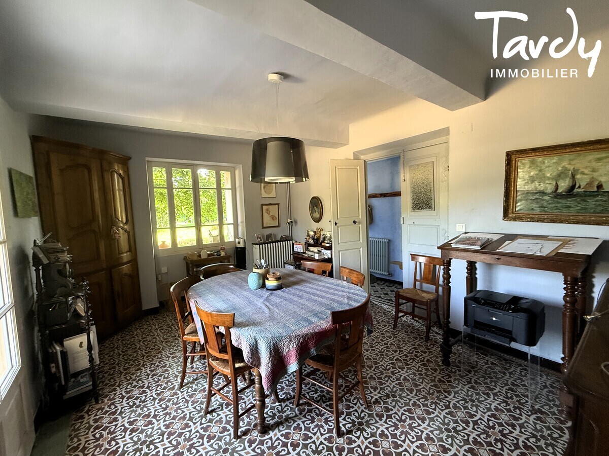Bastide dexception en Provence - 84240 La Tour d'Aigues - La Tour-d'Aigues
