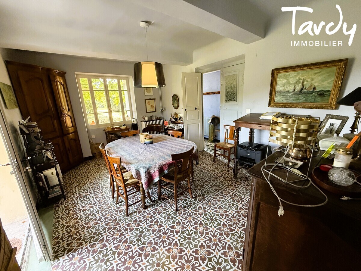 Bastide dexception en Provence proche Lourmarin - 84160 LOURMARIN - La Tour-d'Aigues