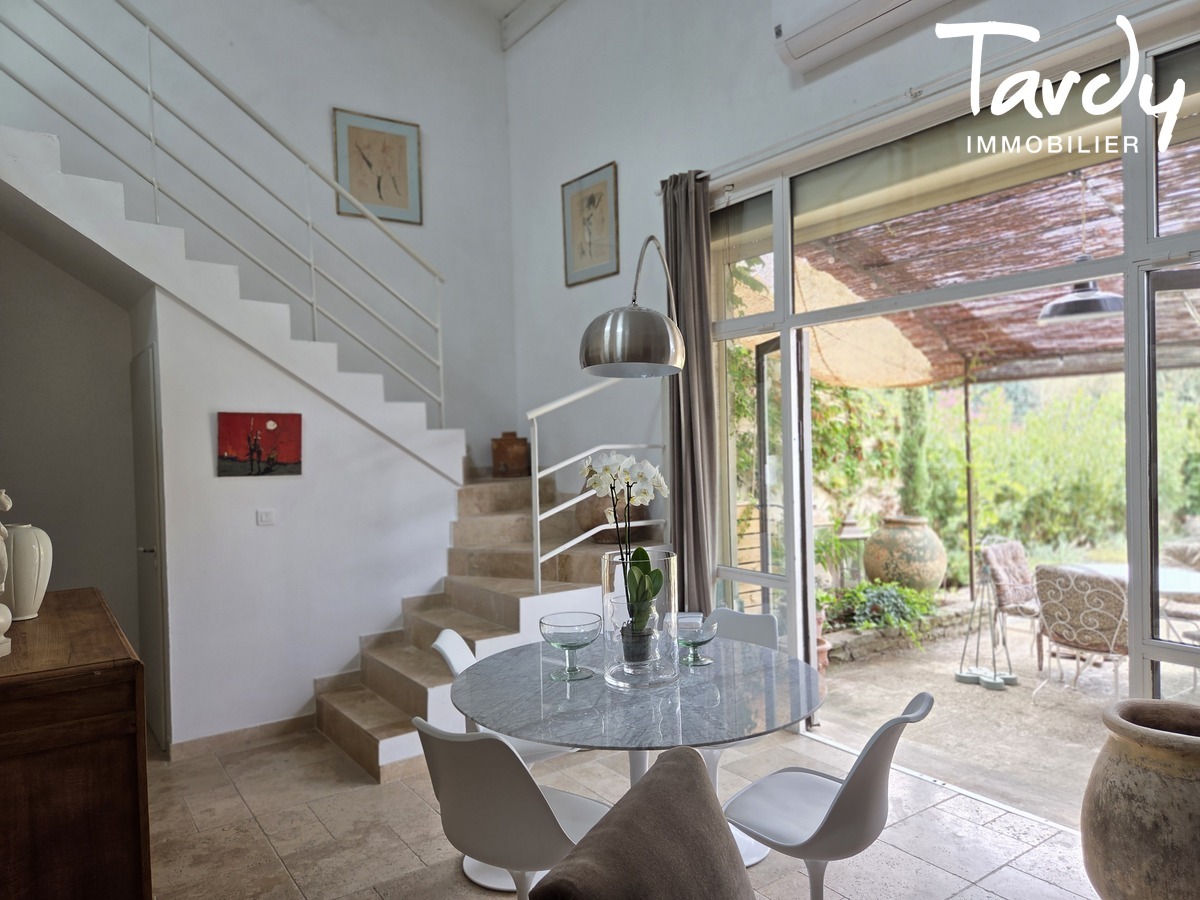 Maison de hameau - proche commodits, non isole - 84580 OPPEDE - Oppde