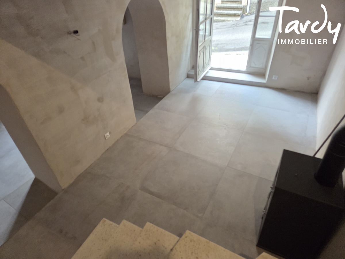 Maison de caractre - toutes commodits - Saint saturnin les Apt - Saint-Saturnin-ls-Apt