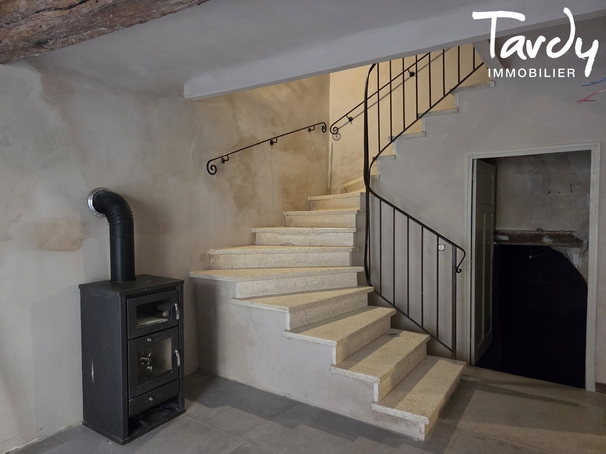 Maison de caractre - toutes commodits - Saint saturnin les Apt - Saint-Saturnin-ls-Apt