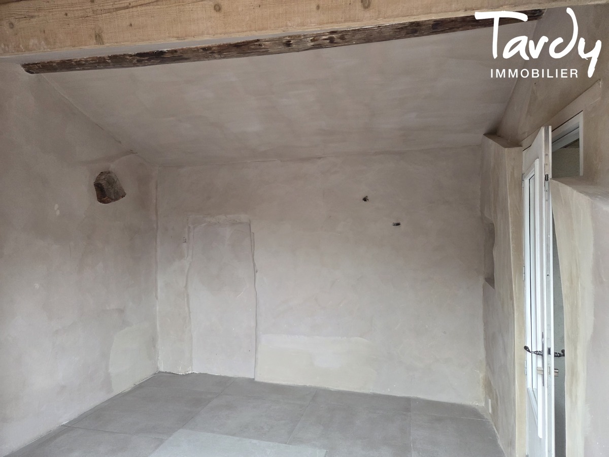Maison de caractre - toutes commodits - Saint saturnin les Apt - Saint-Saturnin-ls-Apt