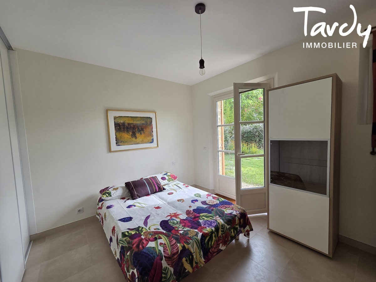 Mas en pierre - environnement exceptionnel - 84360 LAURIS - Lourmarin