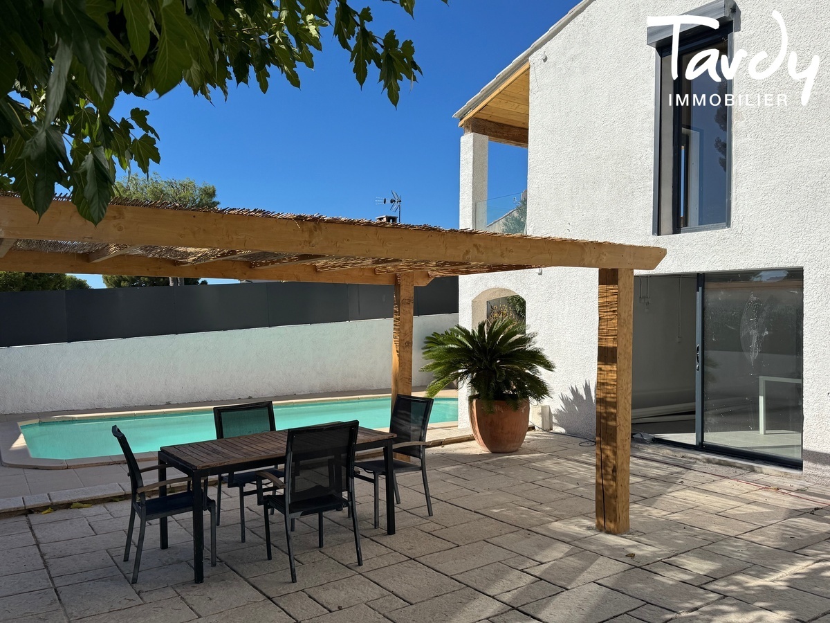 Villa de Charme avec garage - Aperu Mer - 13260 CASSIS - Cassis