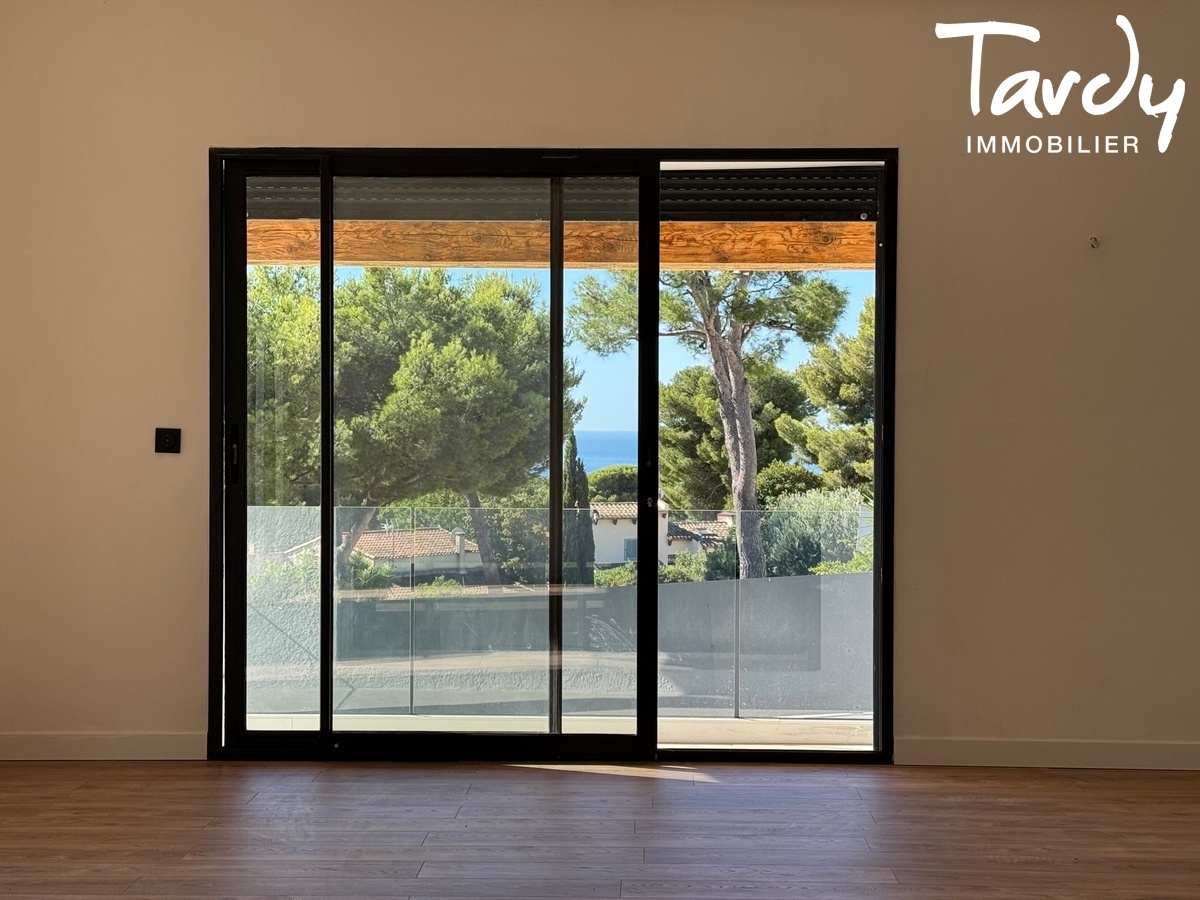 Villa de Charme avec garage - Aperu Mer - 13260 CASSIS - Cassis