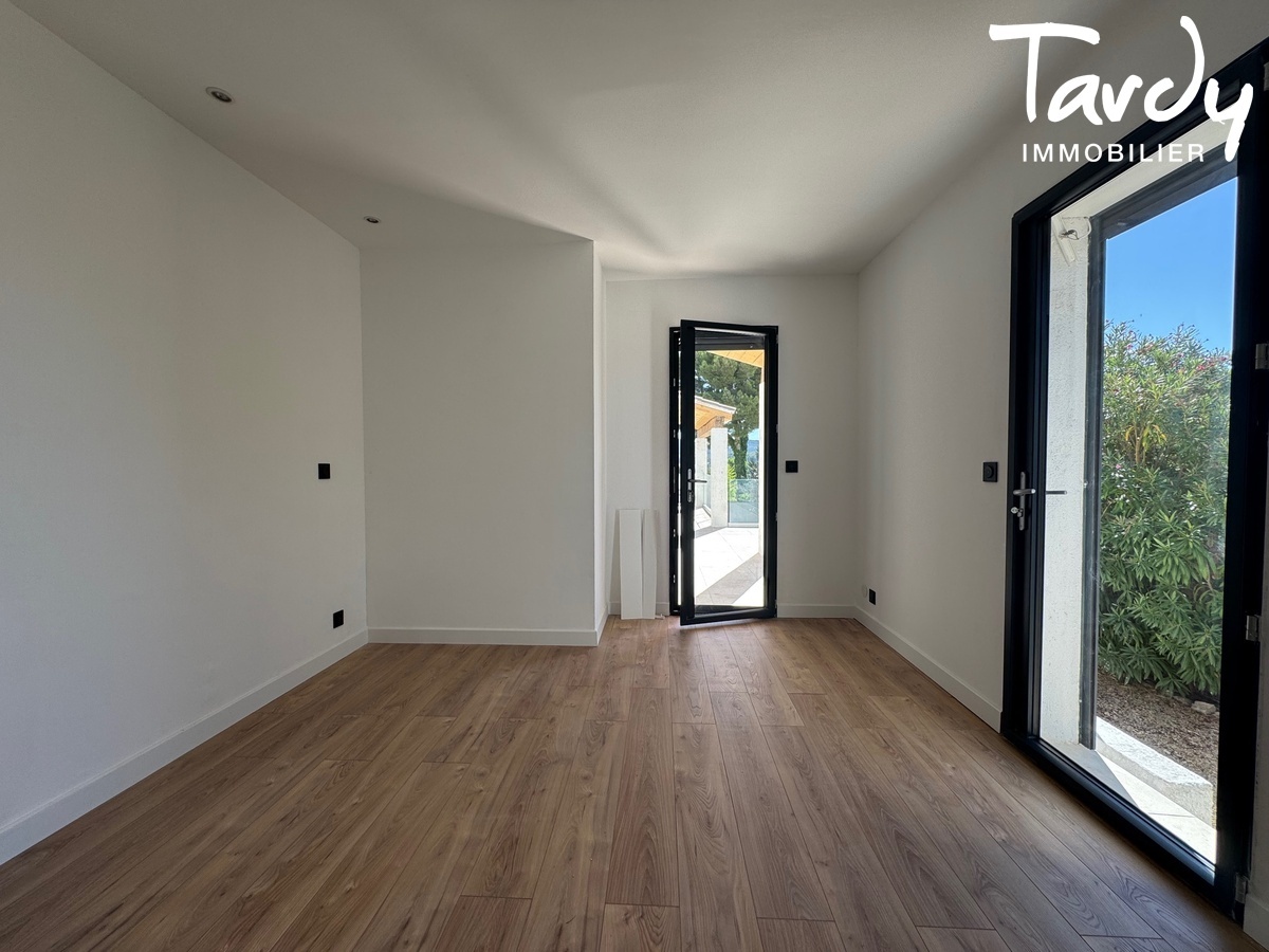 Villa de Charme avec garage - Aperu Mer - 13260 CASSIS - Cassis