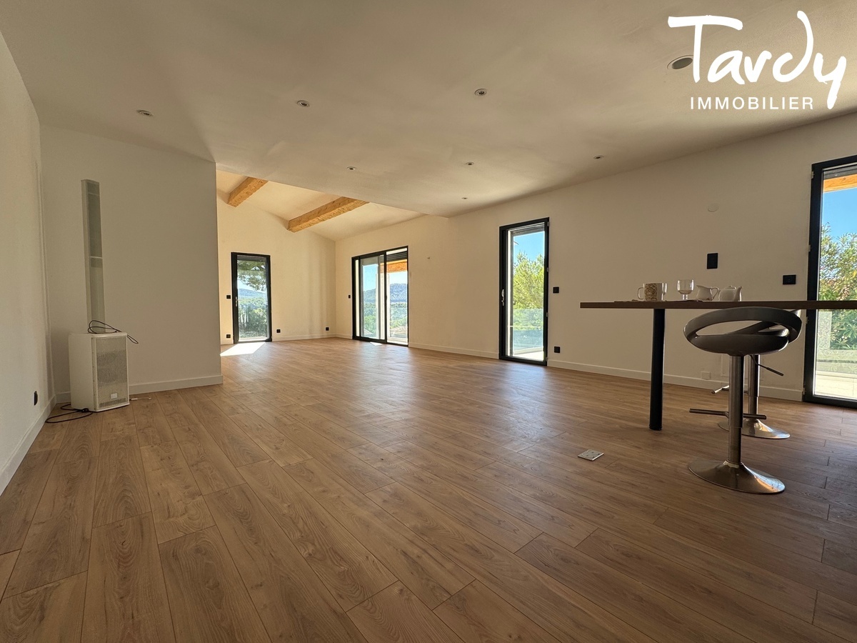 Villa de Charme avec garage - Aperu Mer - 13260 CASSIS - Cassis