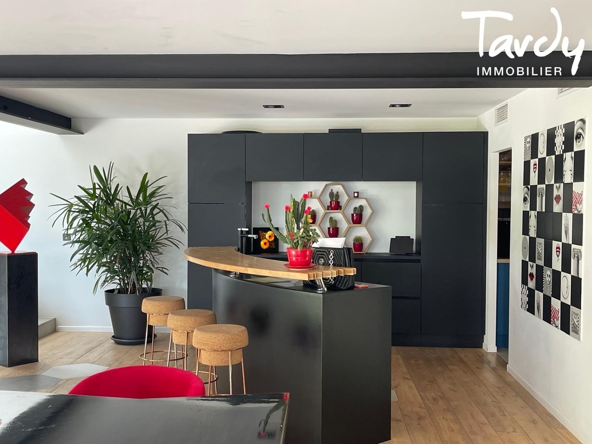 Villa contemporaine - Vue d�gag�e - 83200 TOULON - Toulon